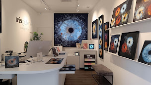 Photo n°2 de Iris Galerie Aix-en-Provence Foch à Aix-en-Provence (Studio de photographie)