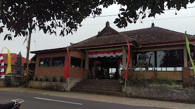 Kedai makan adik manja