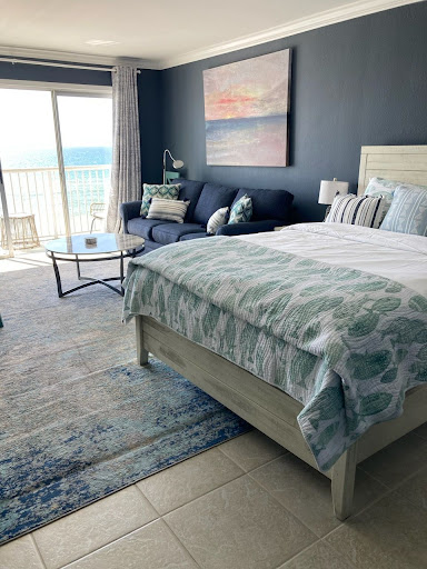 Sandra's Custom Cleaning - Visual