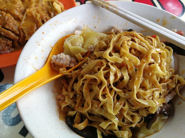 Loo's Hainanese Curry Rice