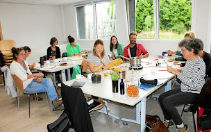 Photo n°3 de Ecole Bretonne d'Herboristerie - Formations plantes aromatiques et médicinales - Algues - Gemmothérapie - Aromathérapie à Plounéour-Ménez (Établissement d'enseignement)