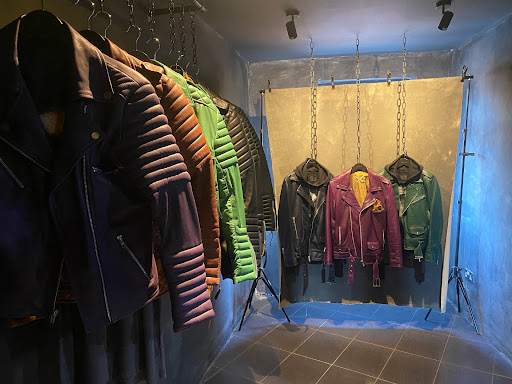UNDERFOUND | Altrincham - Thumbnail