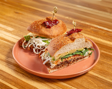 Plaza Ortega by null