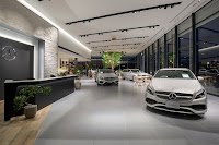 メルセデス・ベンツ浦安