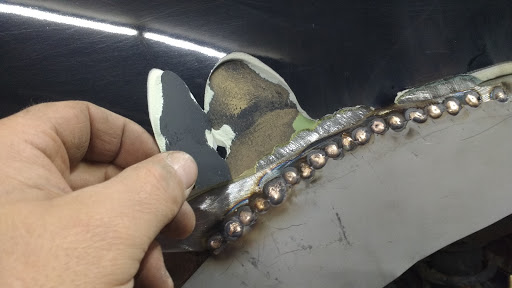 Centre Debosselage & Peinture - Thumbnail