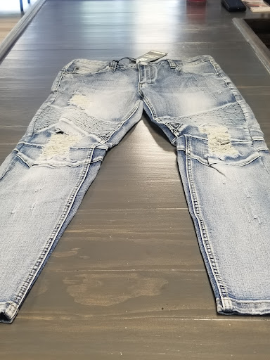 Men's Clothing Garage - Thumbnail