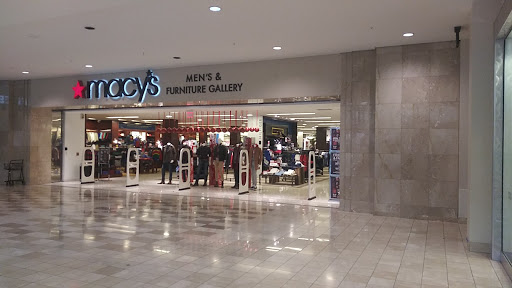 Macy's Men - Visual