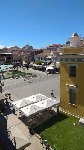 Πλατεία Πετρινού, Σπετσερόπουλου 22, Τρίπολη 221 00