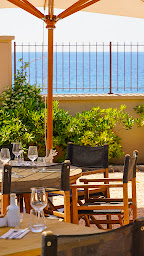 Photo n°31 de LuciaMar Restaurant à Saint-Raphaël (Piscine)