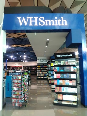 WHSmith, Author: marius ferdinand Turambi