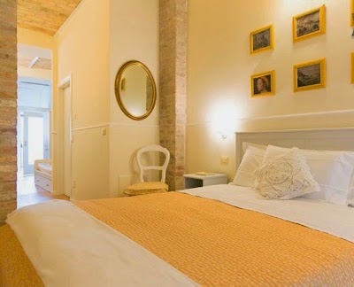 Photos of PESCARA Suites - Bed & Breakfast downtown, near train station