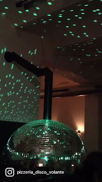 Disco Volante by null