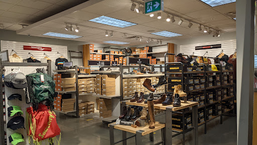 Wolverine Company Store Canada - Thumbnail