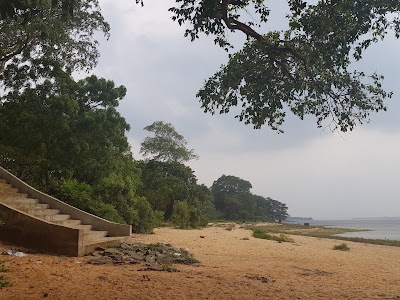 Photos of Minneriya Lake