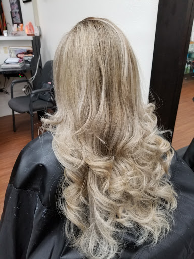 Cutting Hair Salon - Thumbnail