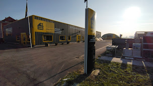 Photo n°2 de Somatrans - Tout Faire à Saint-Pierre-Brouck (Fournisseur de fenêtres)