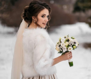 Photo n°59 de Promesse Tenue à Saint-Mitre-les-Remparts (Boutique de mariage)