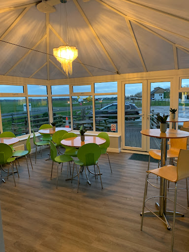 Flight Deck Café - Visual