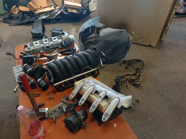 Comentarii opinii despre Nagy László E.V.