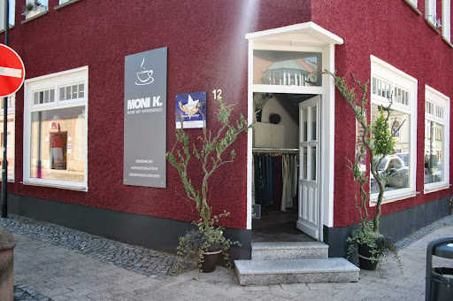 Boutique MONI K. Mode mit Kaffeegenuss