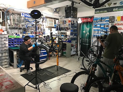 Photos of 單車手維修工作室 Cyclist Workshop