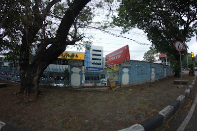 Photos of Apotek Kimia Farma No. 19 Sultan Agung