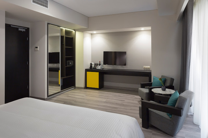Hotel Lozenge by null