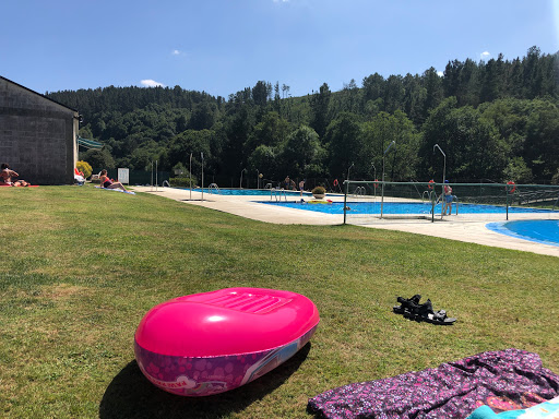 Piscina Municipal Guntin - Thumbnail