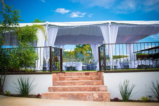 Un Pedacito de Cielo Salón de Eventos - Thumbnail