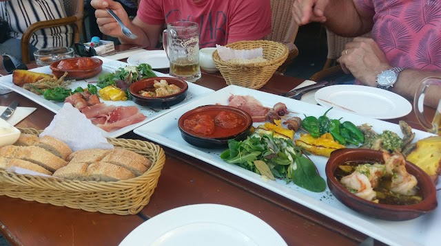 XIV Heilige - Tapas Bar & Restaurant