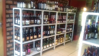 Photos of Max Liquor Store