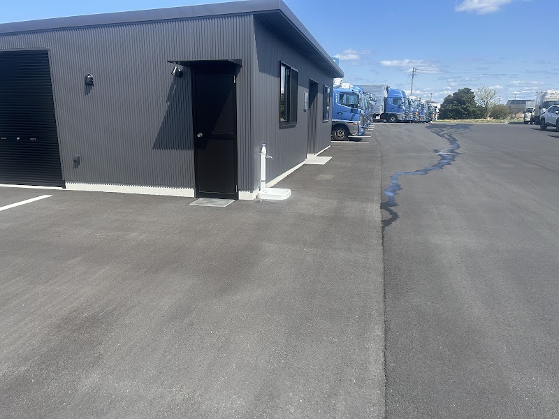 柳原商運株式会社