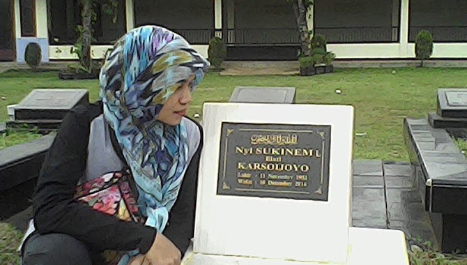 Taman makam Islam Legoso, Author: ananto setyo