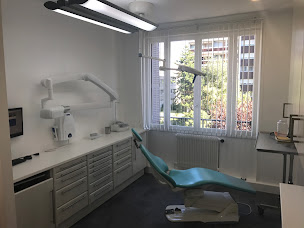 Photo n°4 de Dentistes RUBINO et BARRAL-CADIERE ( SCM ) à Lyon (Dentiste)