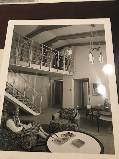 Photos of 21 Grocery