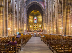 Photo n°23 de Hf renov | Couverture Zinguerie | Nettoyage Démoussage | Ravalement de façade | Traitement de fissures | Isolation Nantes à Nantes (Installation et entretien de gouttières)