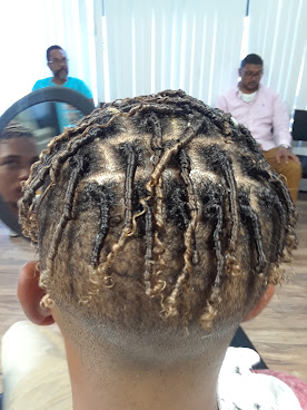 Close up Kuts by null