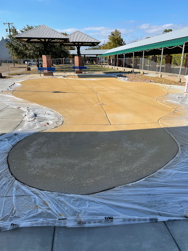Francise Construction Services - Thumbnail