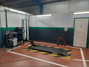 Photo n°2 de Centre contrôle technique DEKRA à Frévent (Centre de contrôle technique)