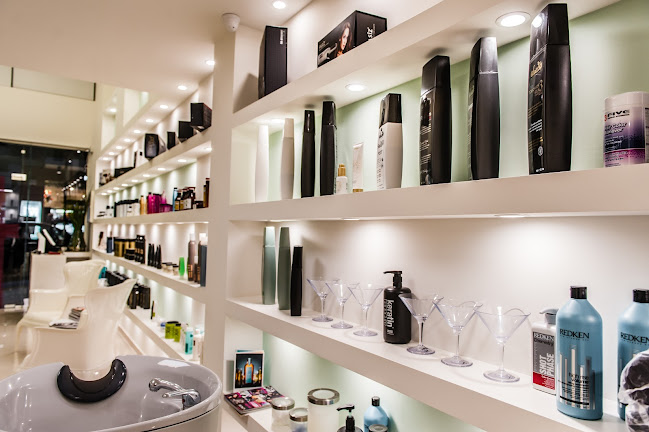 Opinii despre Angelopoulos Brazilian Keratin Experts Νέα Σμύρνη în Αθήνα - Κουρείο