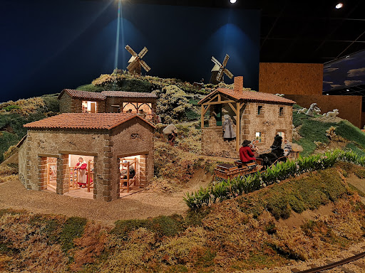 Vendée Miniature - Thumbnail
