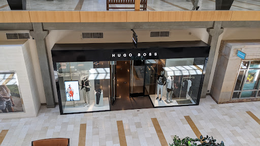 BOSS Store - Visual