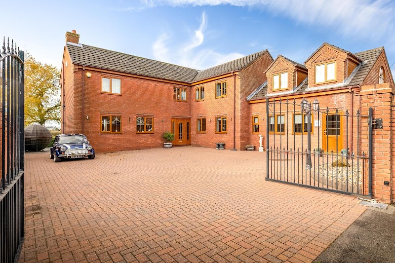 Walters Property - Estate Agents Lincoln photo 2