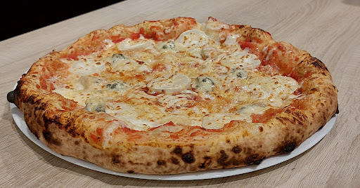 Photo 3 - Lolo Pizza