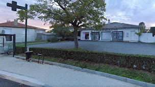 Photo n°1 de Cabine Téléconsultation Médecin Tessan à Linars (Pneumologue)