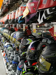 Photo n°14 de Moto Axxe Cannes / Mougins | Cavallari Motorbike à Mougins (Magasin de motos)