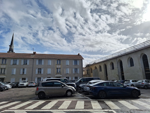 Parking Place Cacaud - Thumbnail