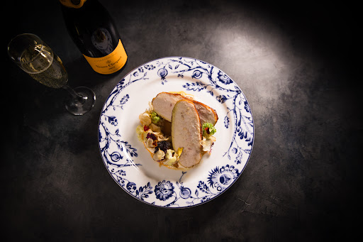 Selvin's Restaurant + Lounge - Thumbnail