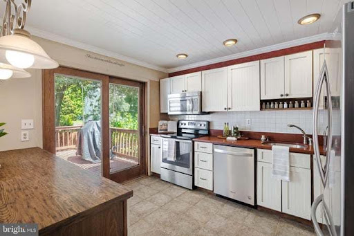 Stars and Stripes Remodeling LLC - Thumbnail