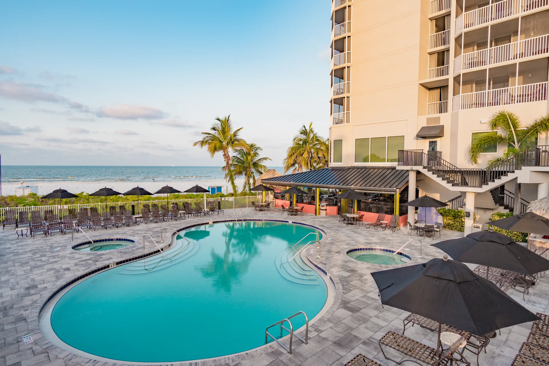 DiamondHead Beach Resort